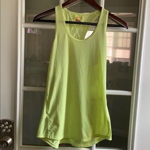 Workout tank top